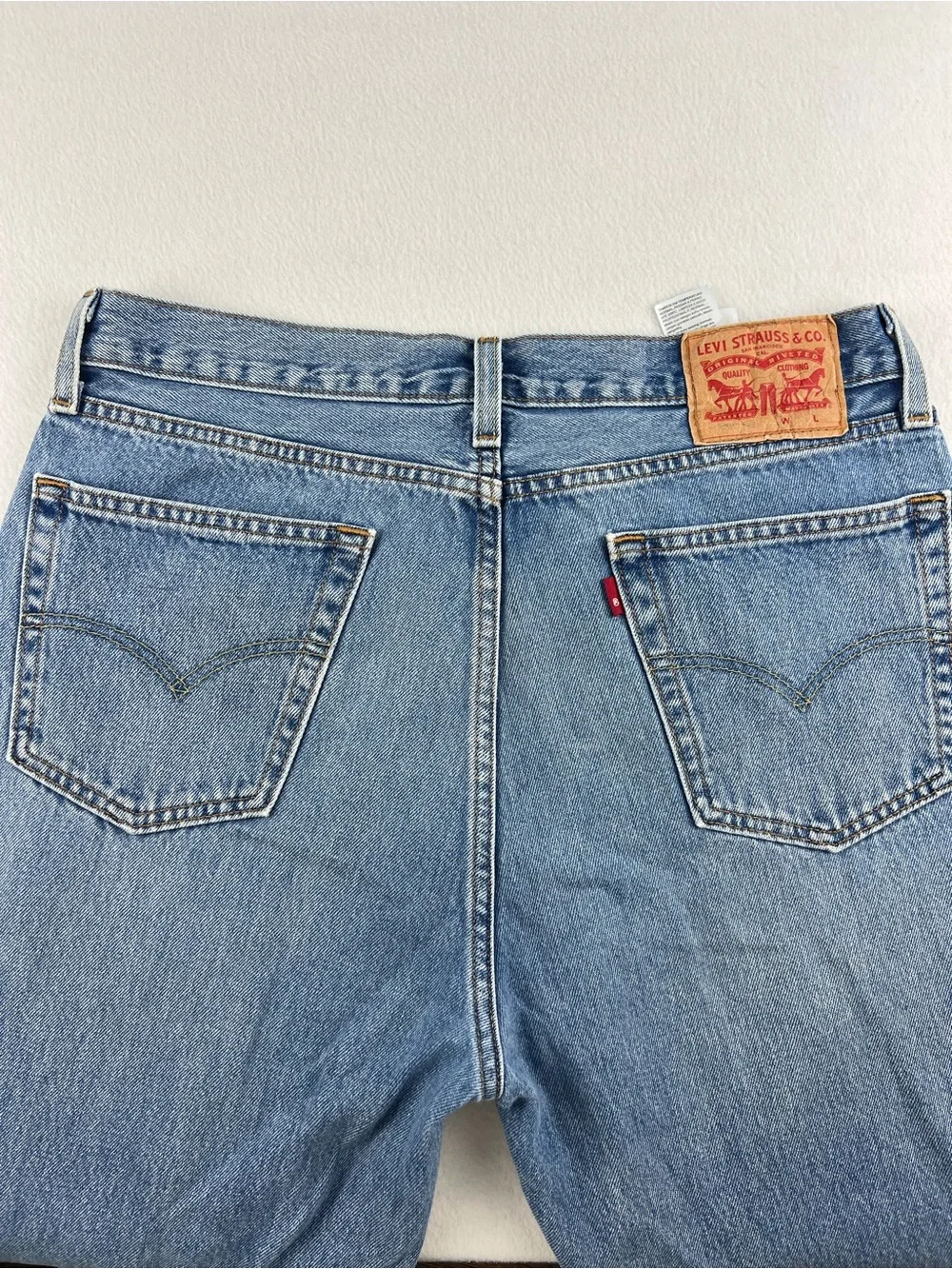 Levis 550 Straight Leg Medium Wash Denim Jeans Mens Sz 34x38 Classic Retro Worn